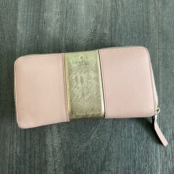 Kate spade continental wallet - Picture 1 of 8
